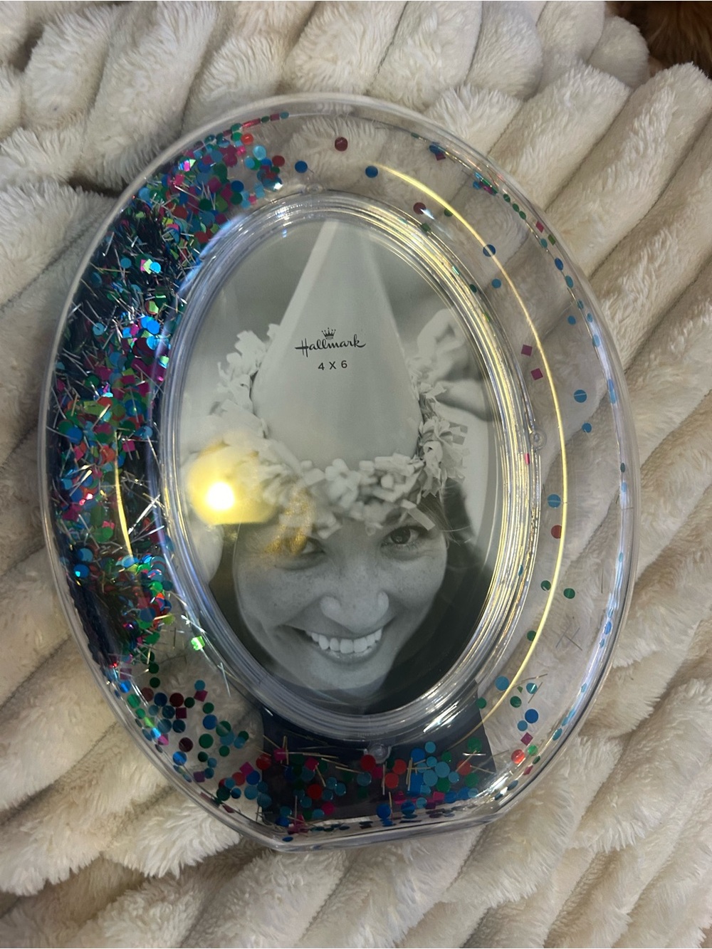 Hallmark Clear Oval Photo Frame with Multicolor Confetti